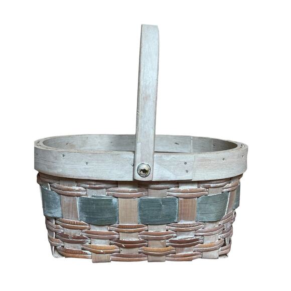 Wicker Basket Oval Multi Color Whitewashed with Handle - Picture 1 of 8